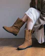 m108 middle boots_ brown suede