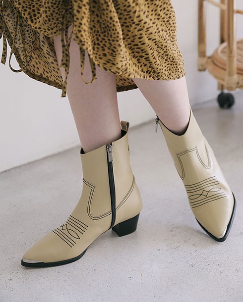 [샘플 235] western ankle boots_ beige
