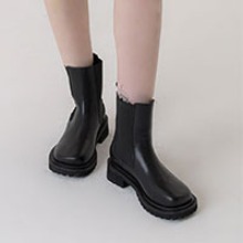 atom chelsea boots_ black